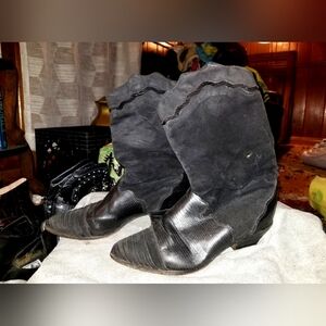 Vintage Zodiac 90s Boots